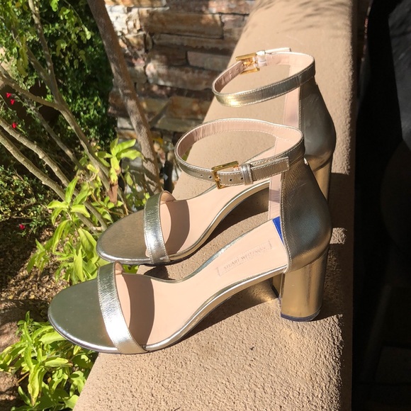 New Stuart Weitzman Nearly Nude city pumps - Picture 1 of 8